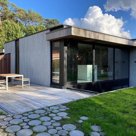 Shelter Villa Zutendaal Eksteriør billede